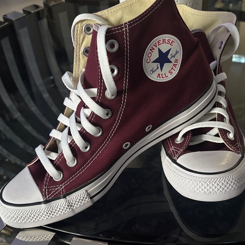 Converse Women's Maroon High-Top Sneakers